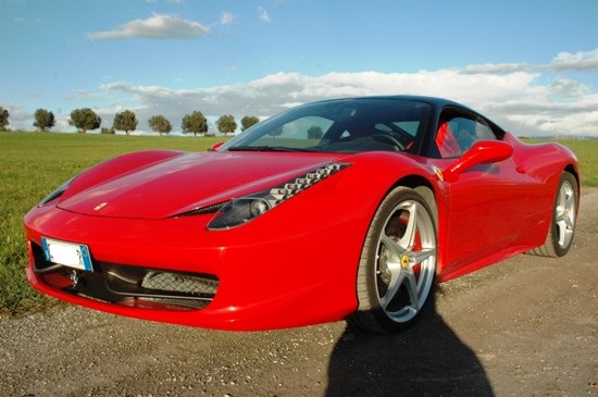 Quanto Costa Noleggiare Una Ferrari Per Un Giorno